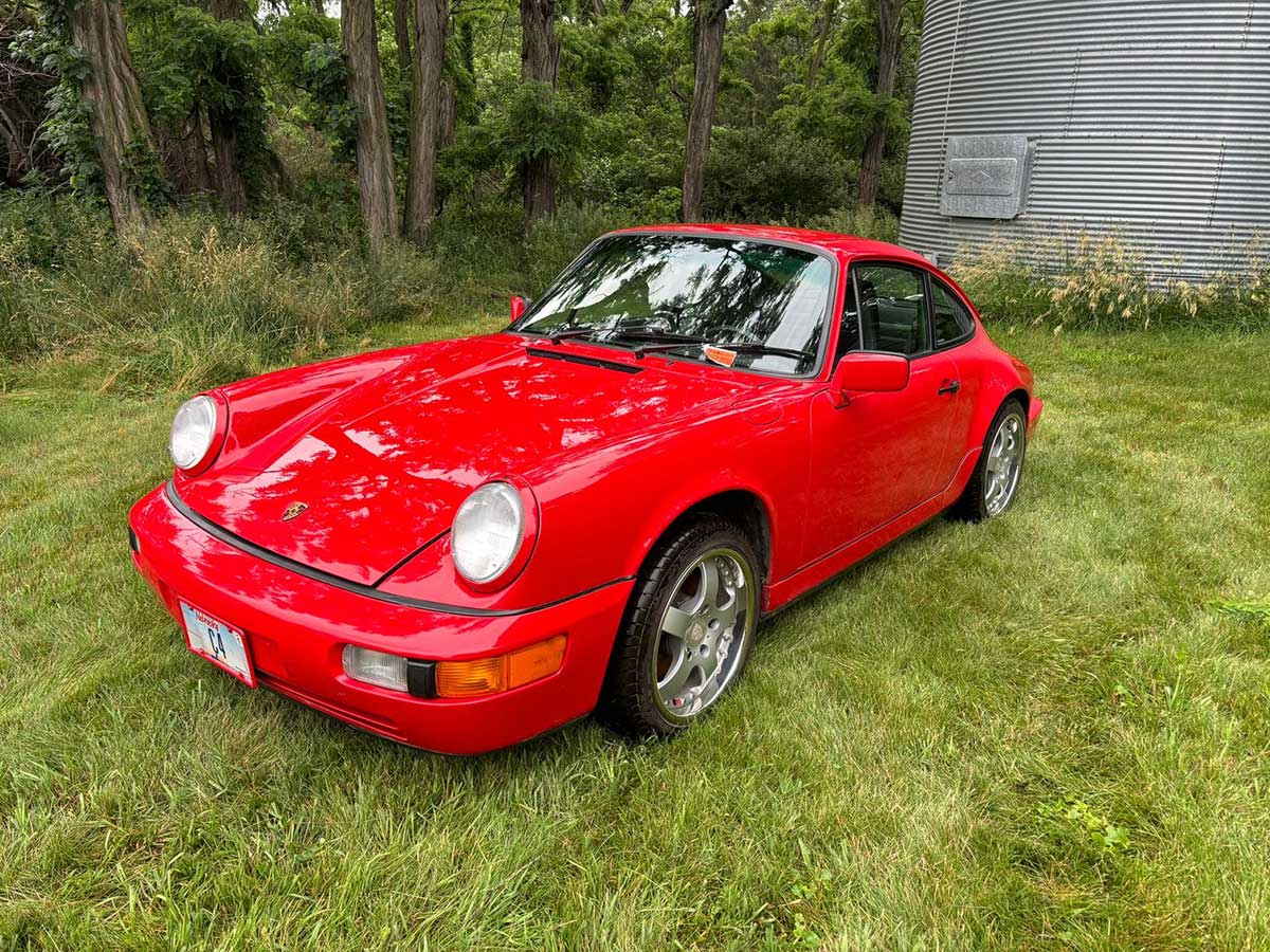 1989-Porsche-911-Carrera-4