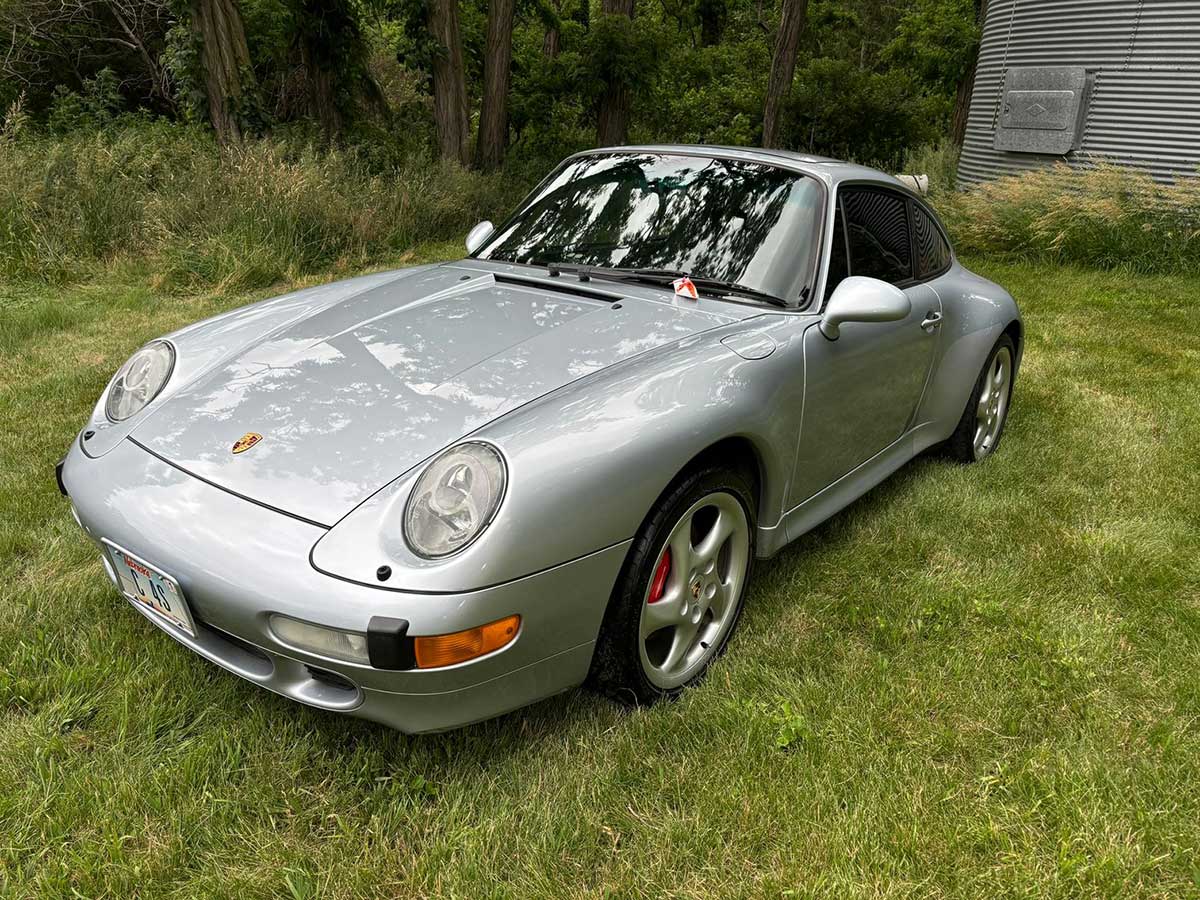 1996-Porsche-911-Carrera-4S